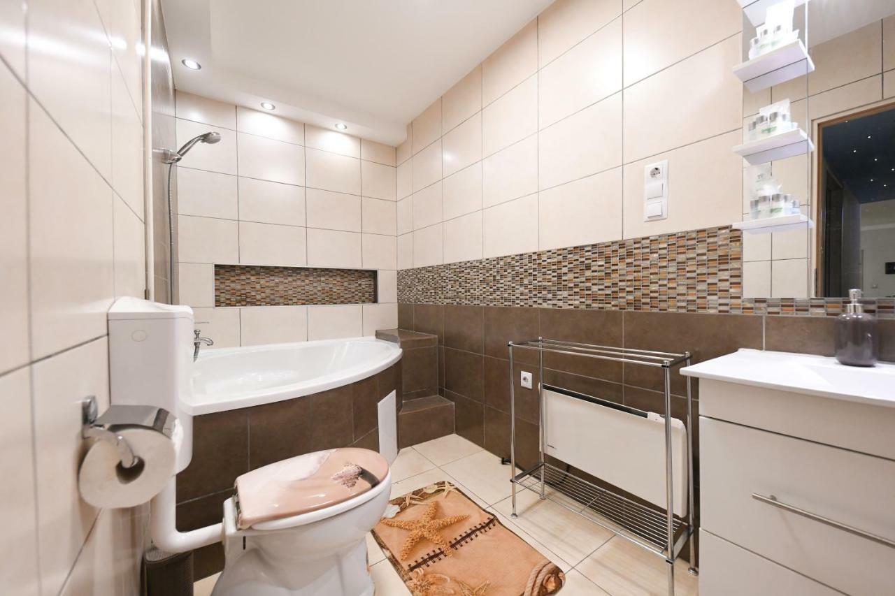 Fireworks Rakoczi - Free Parking - 3 Bedrooms - 2 Bathrooms Budapešť Exteriér fotografie